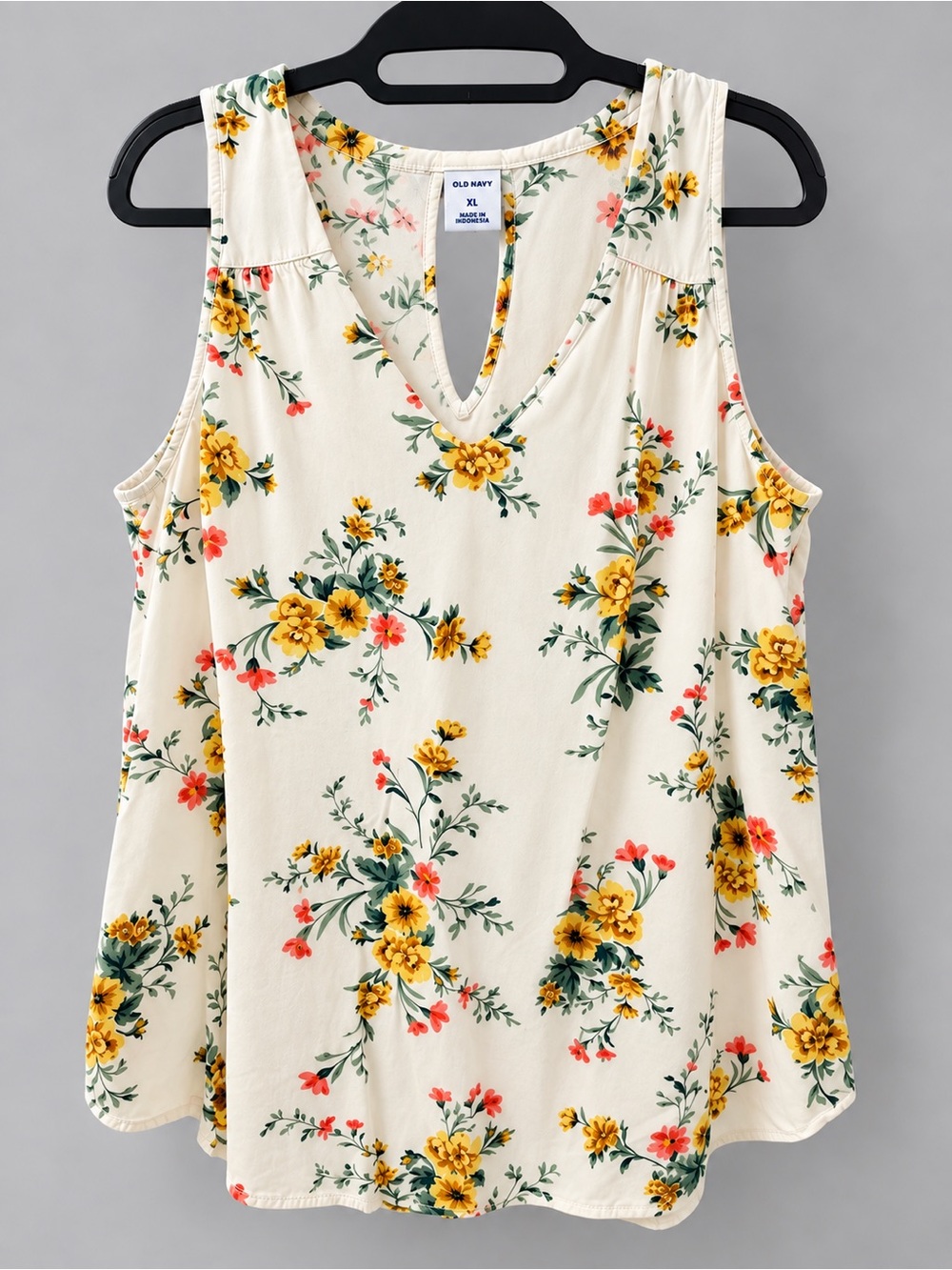 Old Navy Women’s XL Floral V Neck Sleeveless Blouse Keyhole
